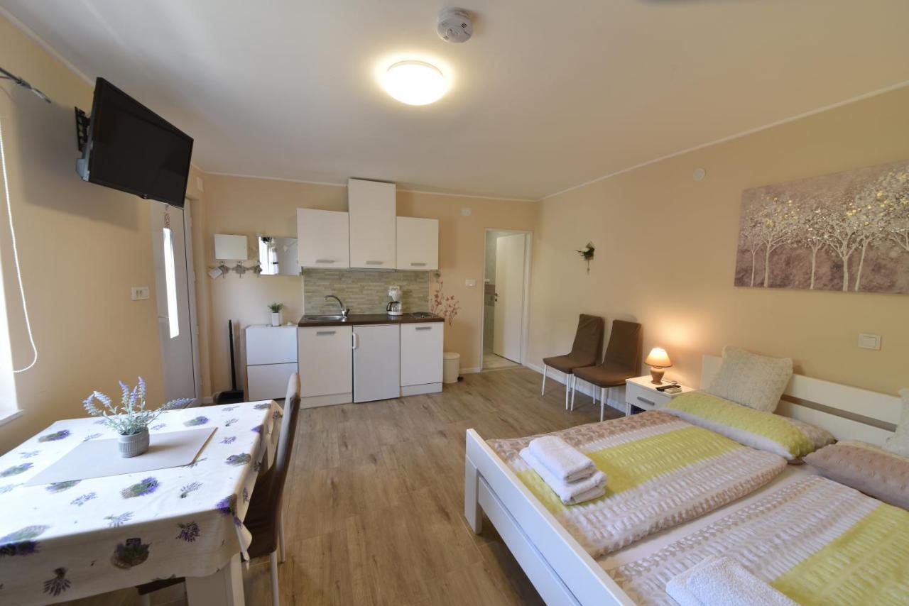 Lea Appartement Kastav Buitenkant foto