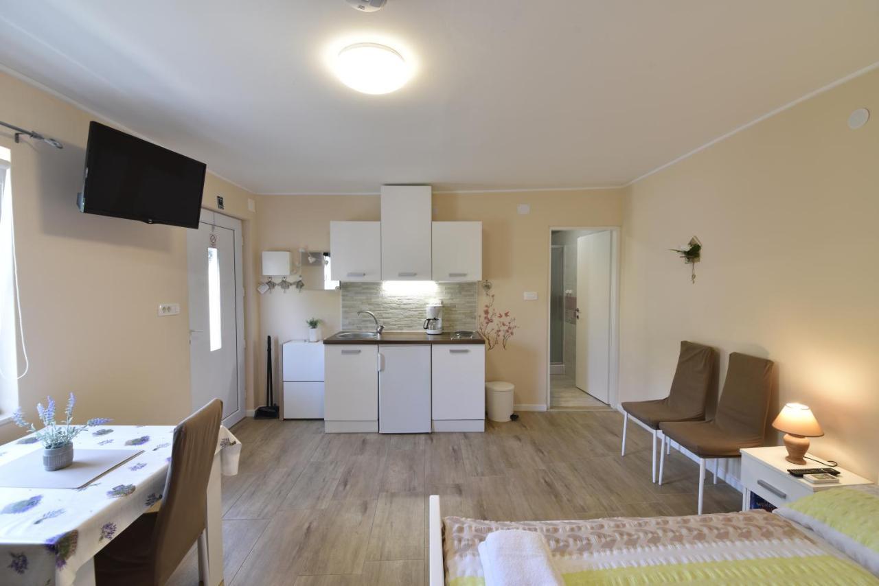 Lea Appartement Kastav Buitenkant foto